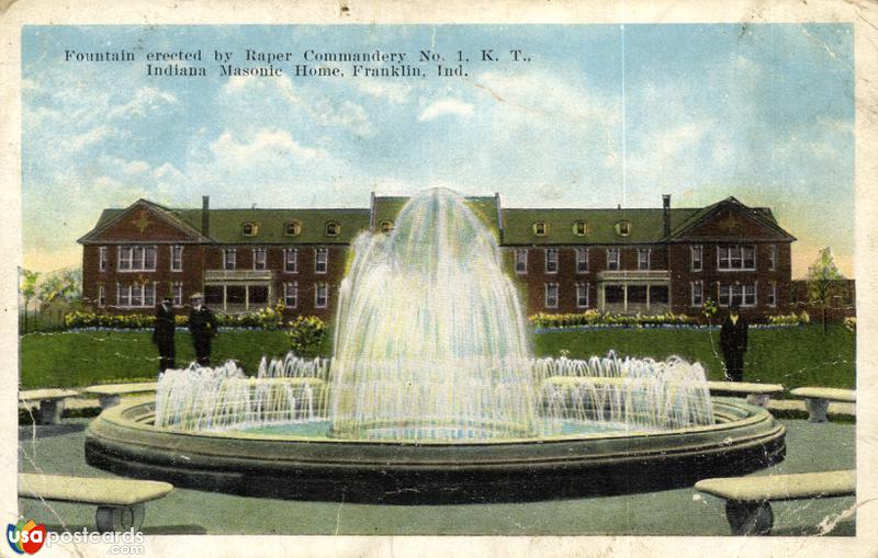 Fountain erected by Raper Commandery No. 1 K. T. / Indiana Masonic Home