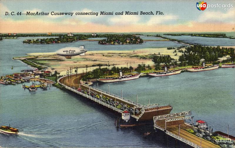 MacArthur Causeway connecting Miami and Miami Beach