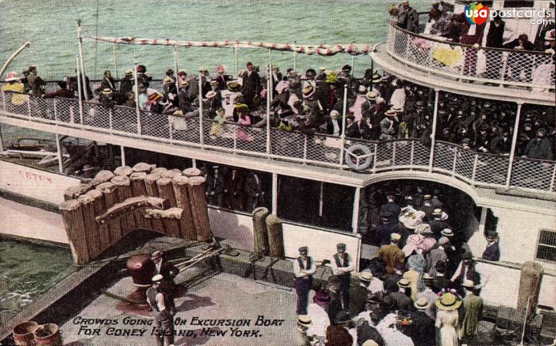 Pictures of Coney Island, New York: Crowds going on excursion boat