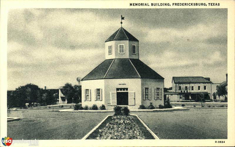 Pictures of Fredericksburg, Texas: Memorial Building