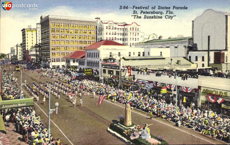 Pictures of St. Petersburg, Florida: Festival of States Parade