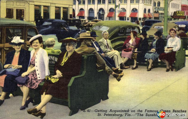 Pictures of St. Petersburg, Florida: Getting acquainted on the famous Green Benches