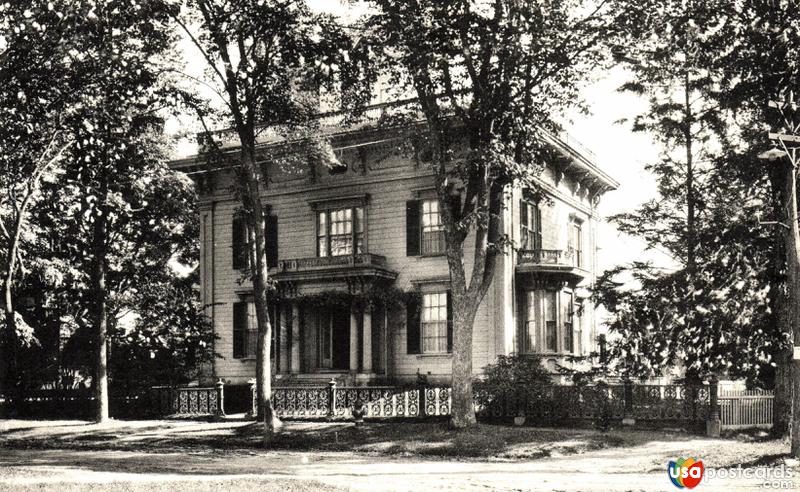 Pictures of Brunswick, Maine: Residence of college´s president